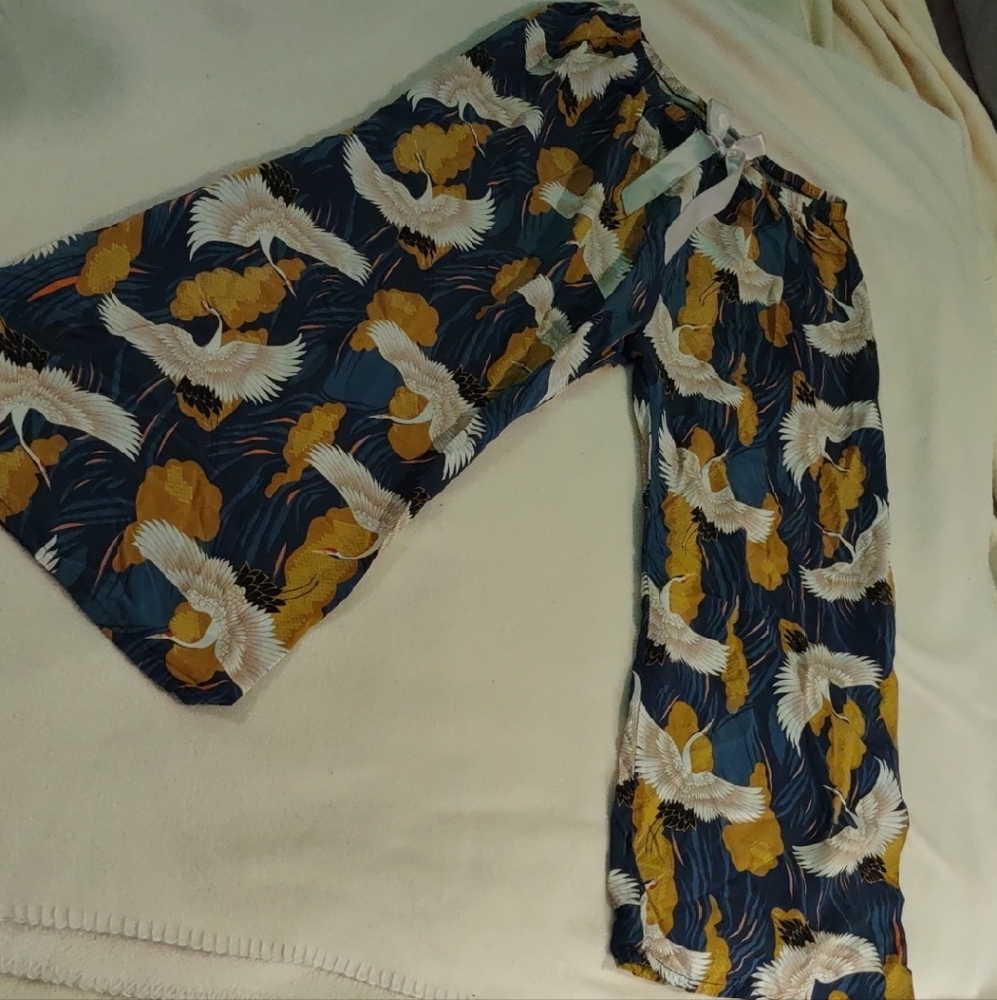 SHEIN Blue and Yellow Crane Print Pajama Pants